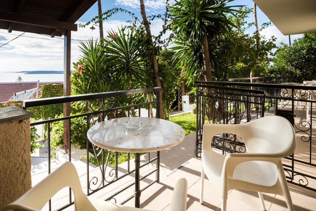 Irilena Studios And Apartments Lassi  Ruang foto