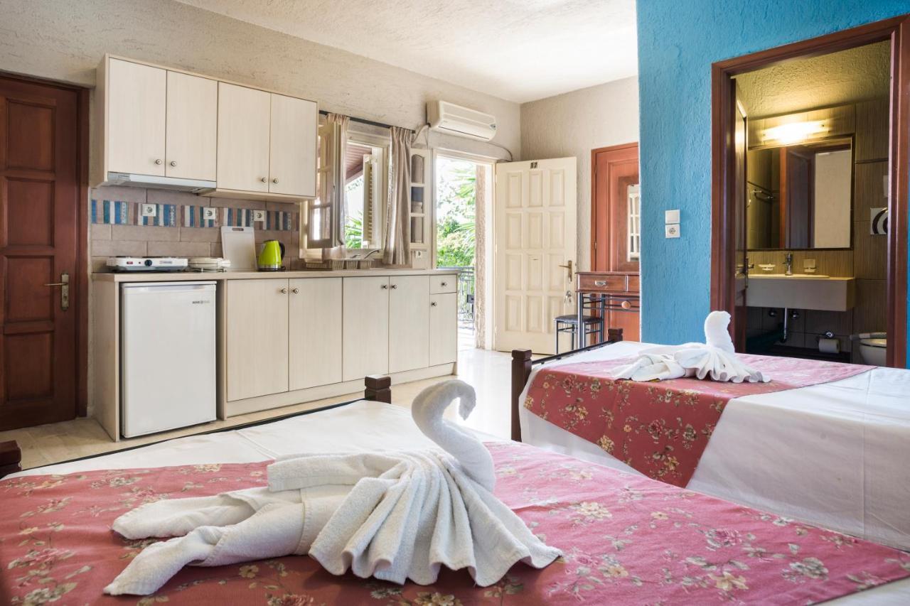 Irilena Studios And Apartments Lassi  Ruang foto